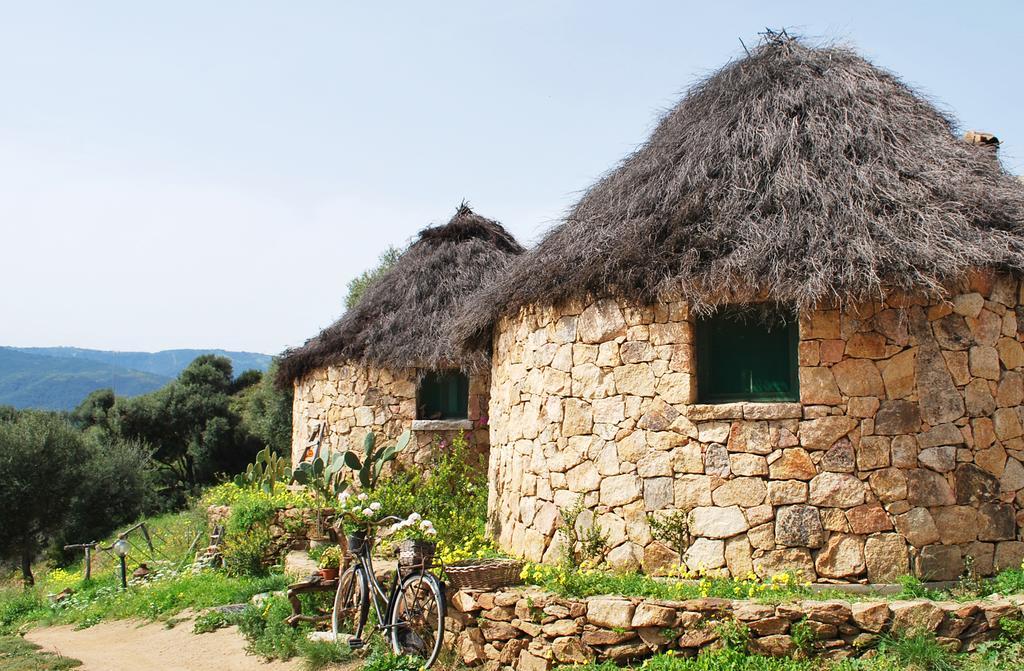 Essenza Sardegna Hotel Torpe Exterior photo