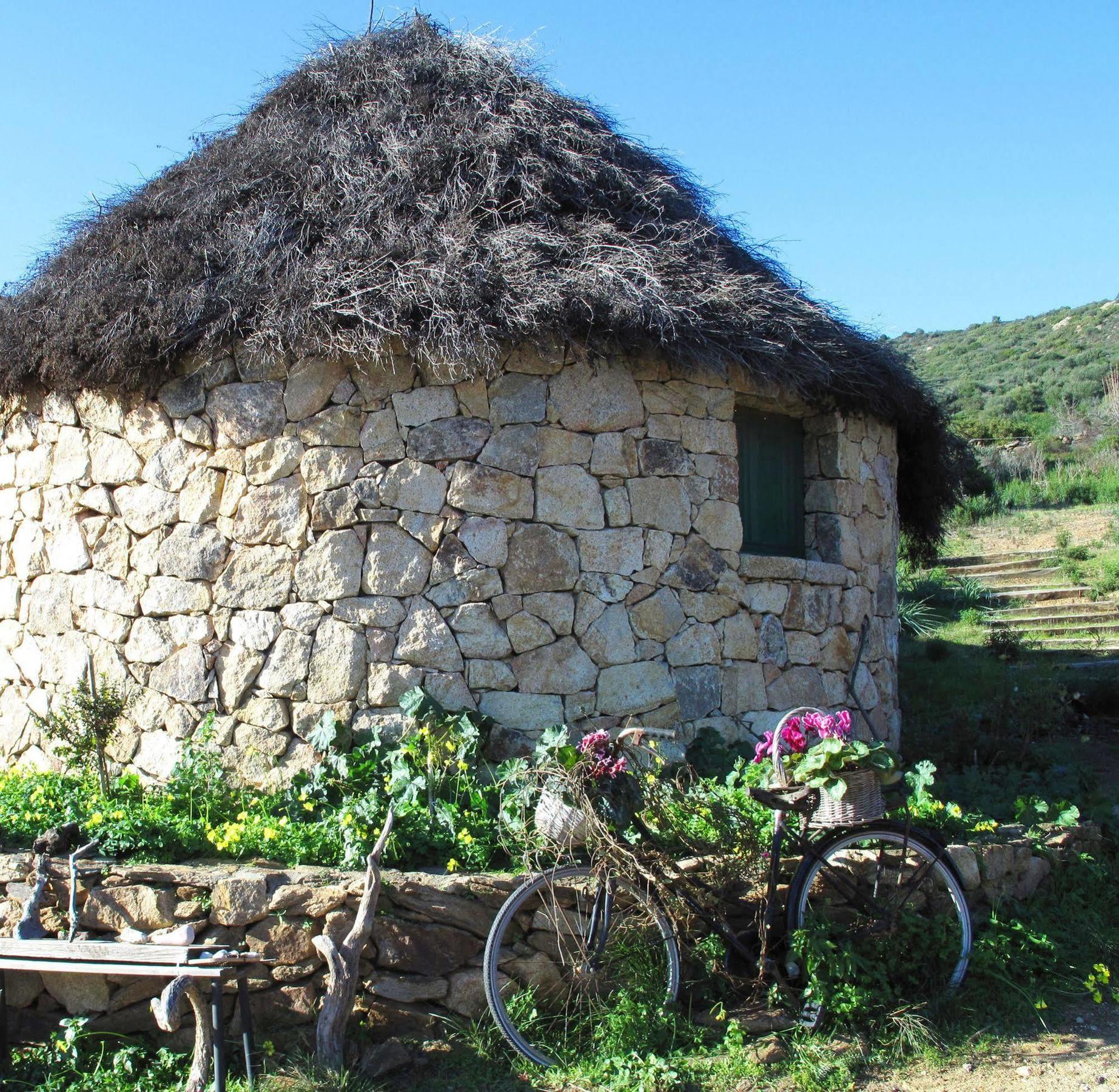 Essenza Sardegna Hotel Torpe Exterior photo